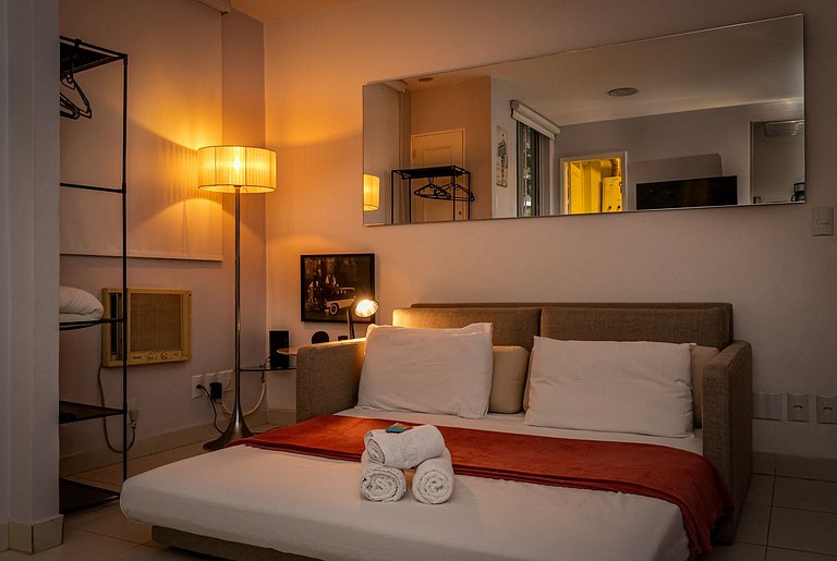 Botafogo: Comfort and Convenience for Two