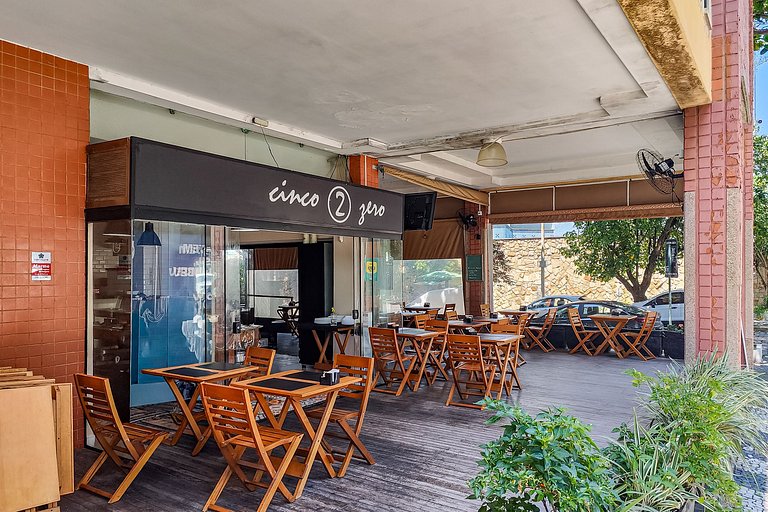 Barra: Garage, beach and comfort | Sleeps 5