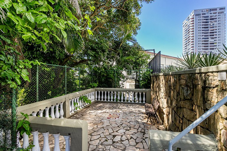 Barra: Garagem, praia e conforto | 5 pessoas