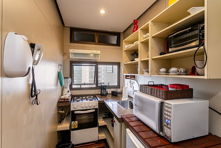 Barra da Tijuca: Oceanfront, Pool | Sleeps 4