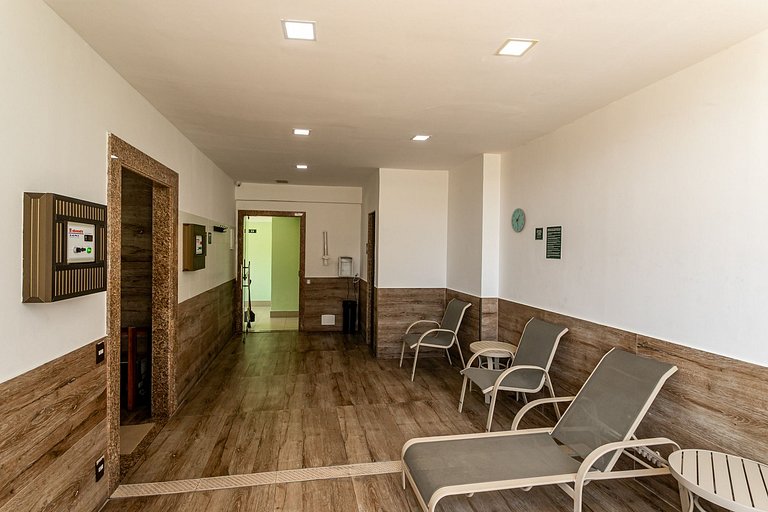 Barra da Tijuca: Oceanfront, Pool | Sleeps 4