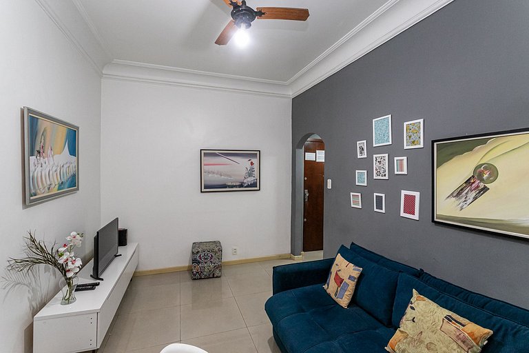 Copacabana: Beach and Comfort | Sleeps 5