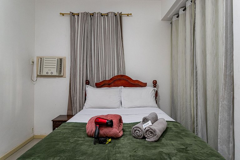 Copacabana: Beach and Comfort | Sleeps 4