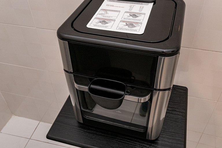 Copacabana: Beach and Comfort | Sleeps 4