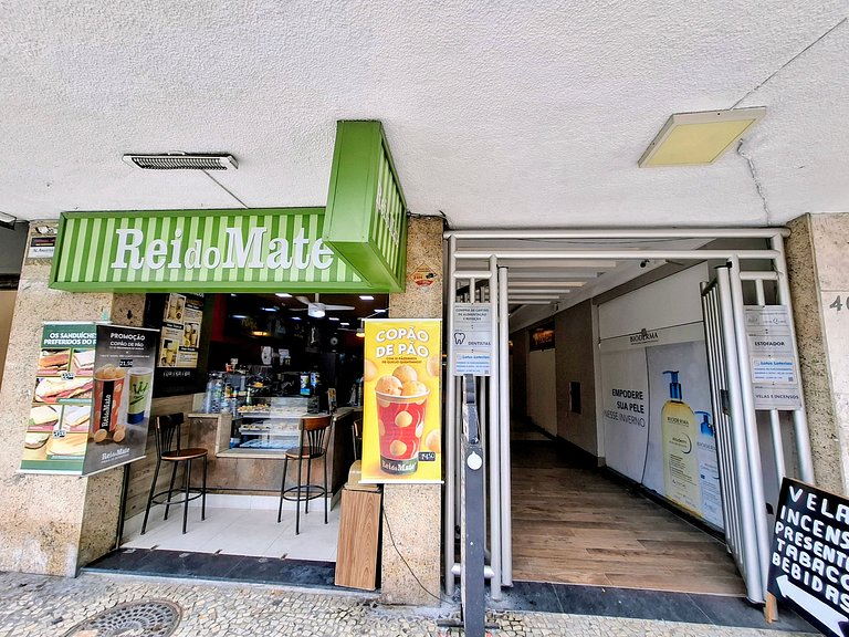 Botafogo: Comfort and Convenience for Two