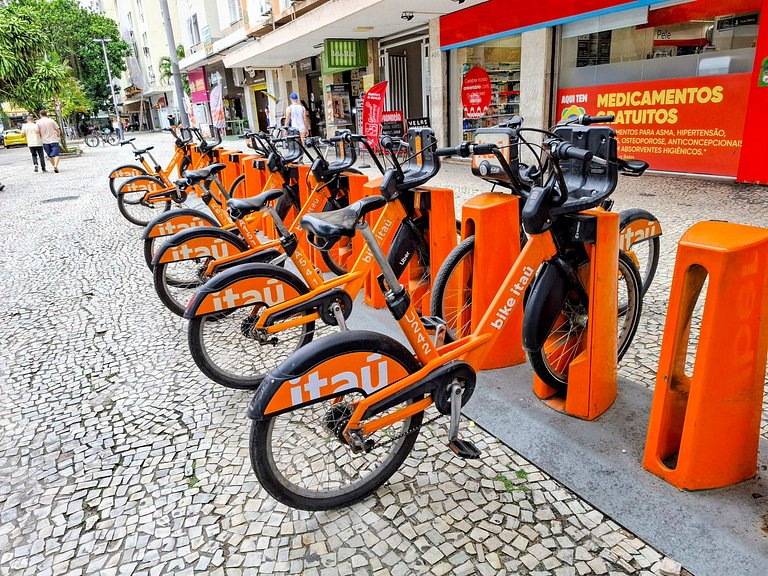Botafogo: Estudio moderno con Alexa | 3 personas