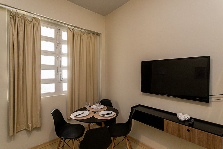Copacabana: Beach and Comfort | 4 Guests