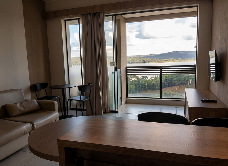 Jardim Interlagos: Resort, Lago e Piscina para 4