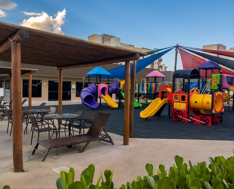 Jardim Interlagos: Resort, lago y piscina para 4