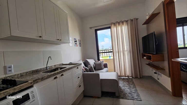 Alquilar apto Vila Saude SP piscina y balcon