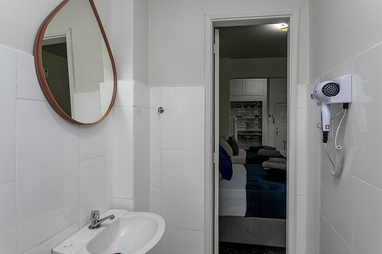 Seasonal Apt at Copacabana, 4 guests