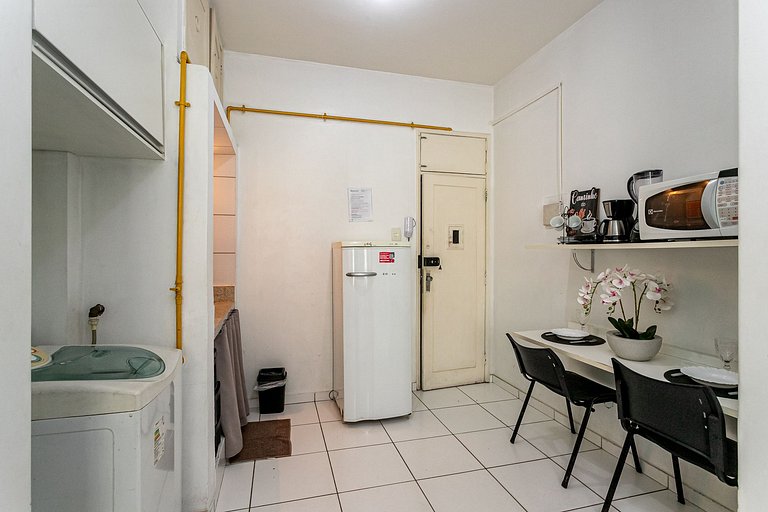 Copacabana Must - 3 guests, beach and comfort!