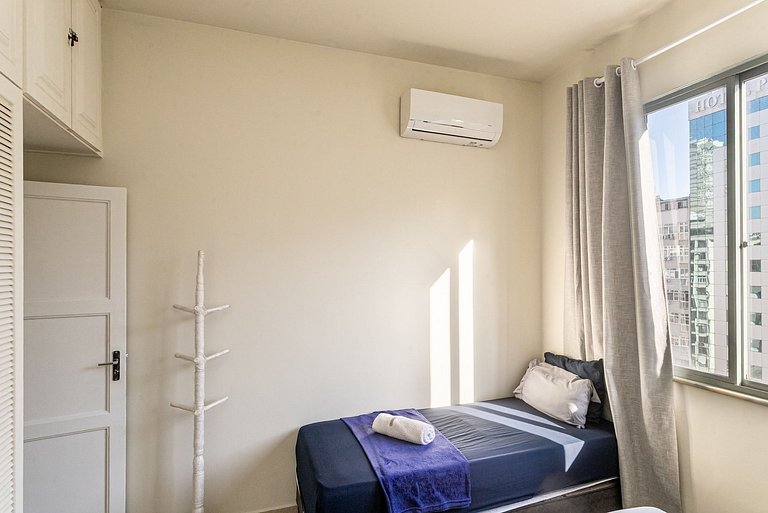 Rent Apt in Copacabana: 2 Bedrooms Ocean View