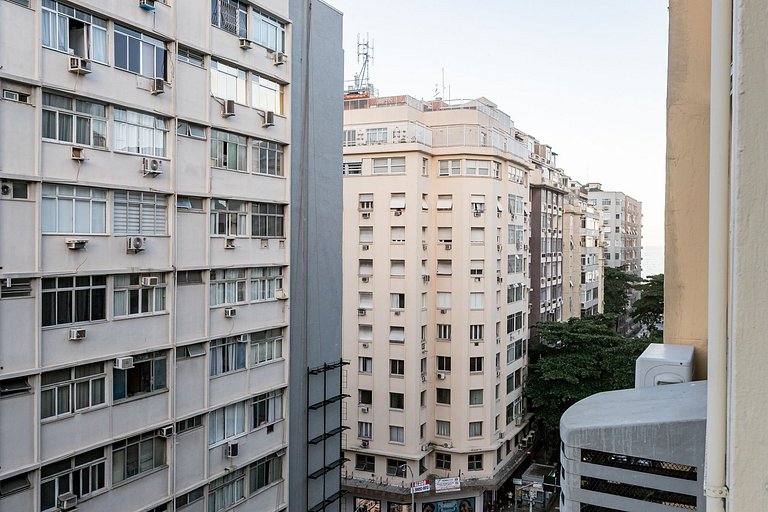 Rent Apartment in Copacabana: Ocean View and Metro | LG01J