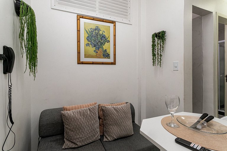 Alugar Apartamento em Copacabana: Vista Mar e Metrô | LG01J