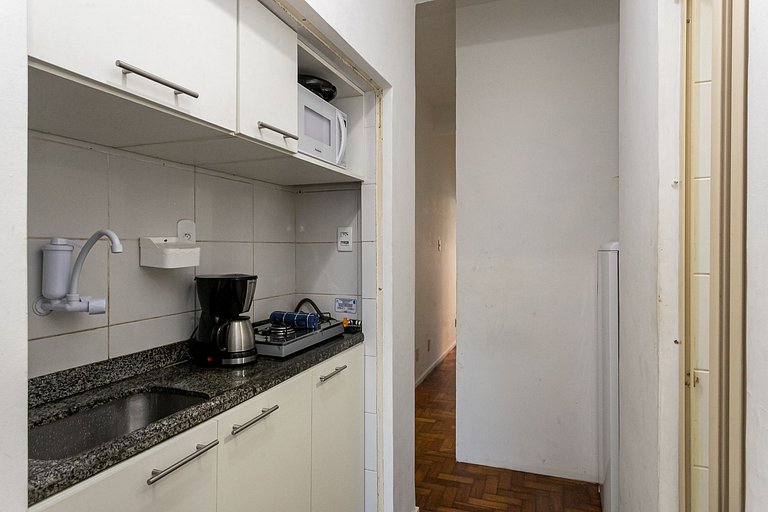 Rent Apartment in Copacabana: Ocean View and Metro | LG01J