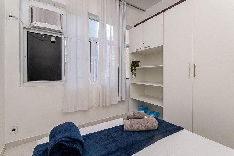 Alugar Apartamento em Copacabana: Vista Mar e Metrô | LG01J