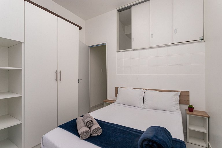 Alugar Apartamento em Copacabana: Vista Mar e Metrô | LG01J