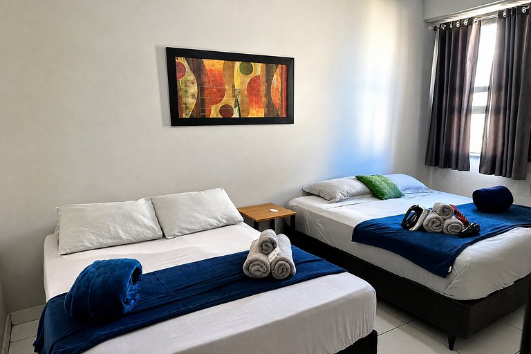 Apartment on Nossa Senhora de Copacabana Ave. Sleeps 4