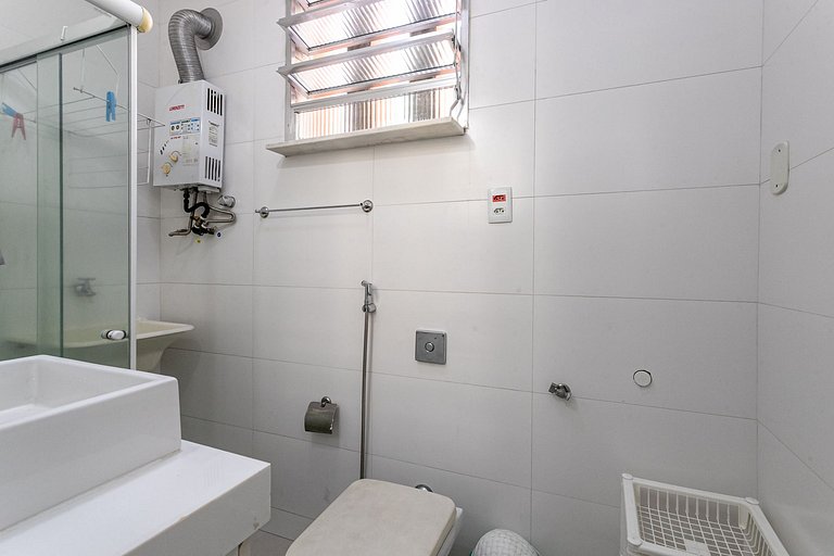 Copacabana Apartment Rental | 2 Min to Metro and Beach