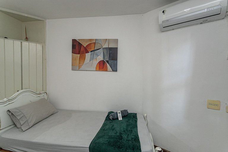 Cosme Velho Mansion: Pool, Space, and Comfort