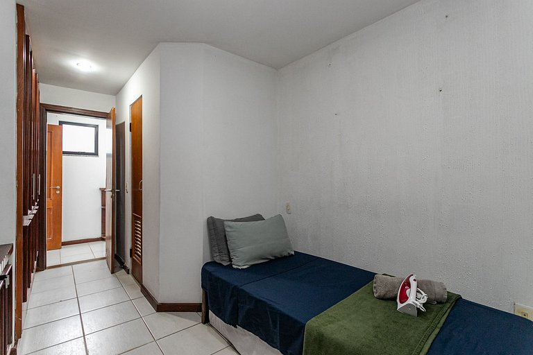 Cosme Velho Mansion: Pool, Space, and Comfort