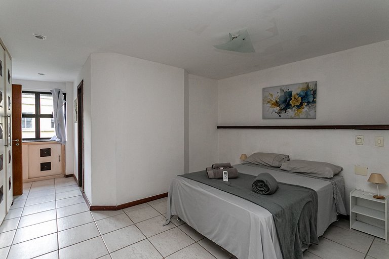 Mansão Cosme Velho: Piscina, Espaç oe Conforto