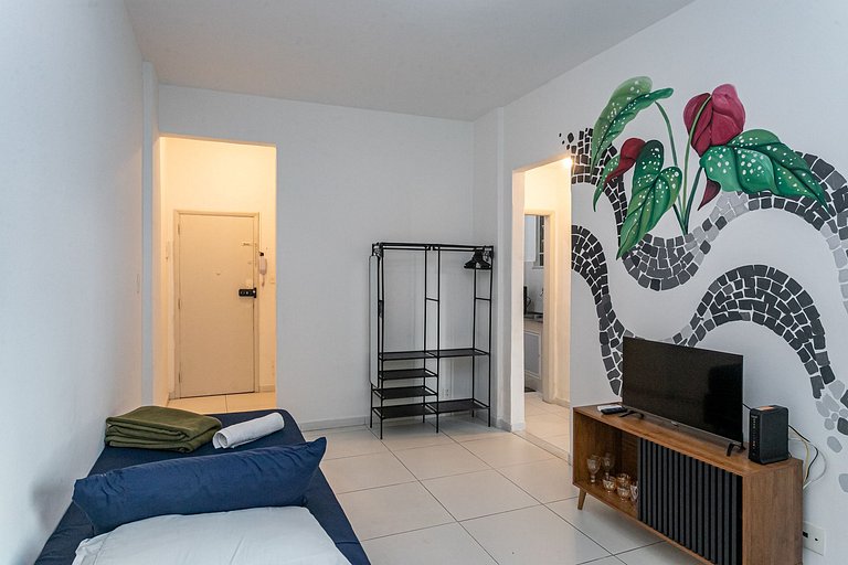 Comfortable, New Apartment in Copacabana for 4 People