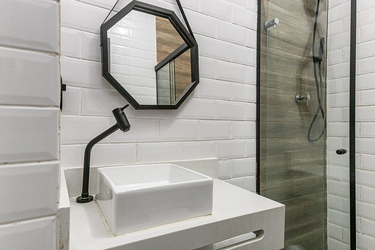 Apartamento de 1 quarto na Av. Nossa Senhora de Copacabana