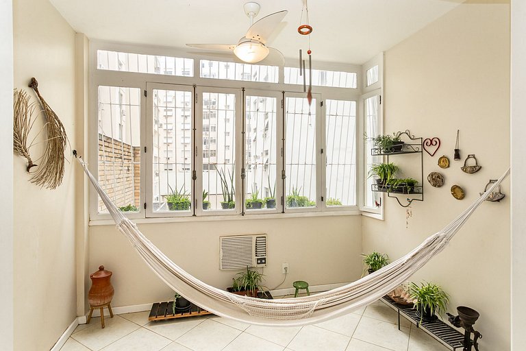 Copacabana: Beach and Comfort | Sleeps 4