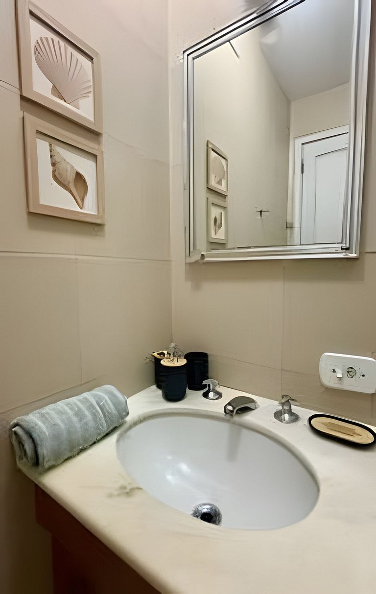 Vacation Rental in Copacabana | Sleeps 2