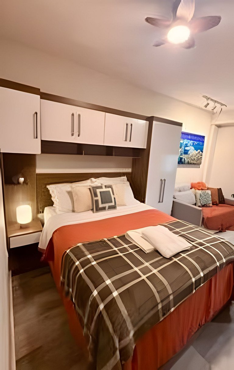 Studio Between Copacabana and Ipanema | Sleeps 4