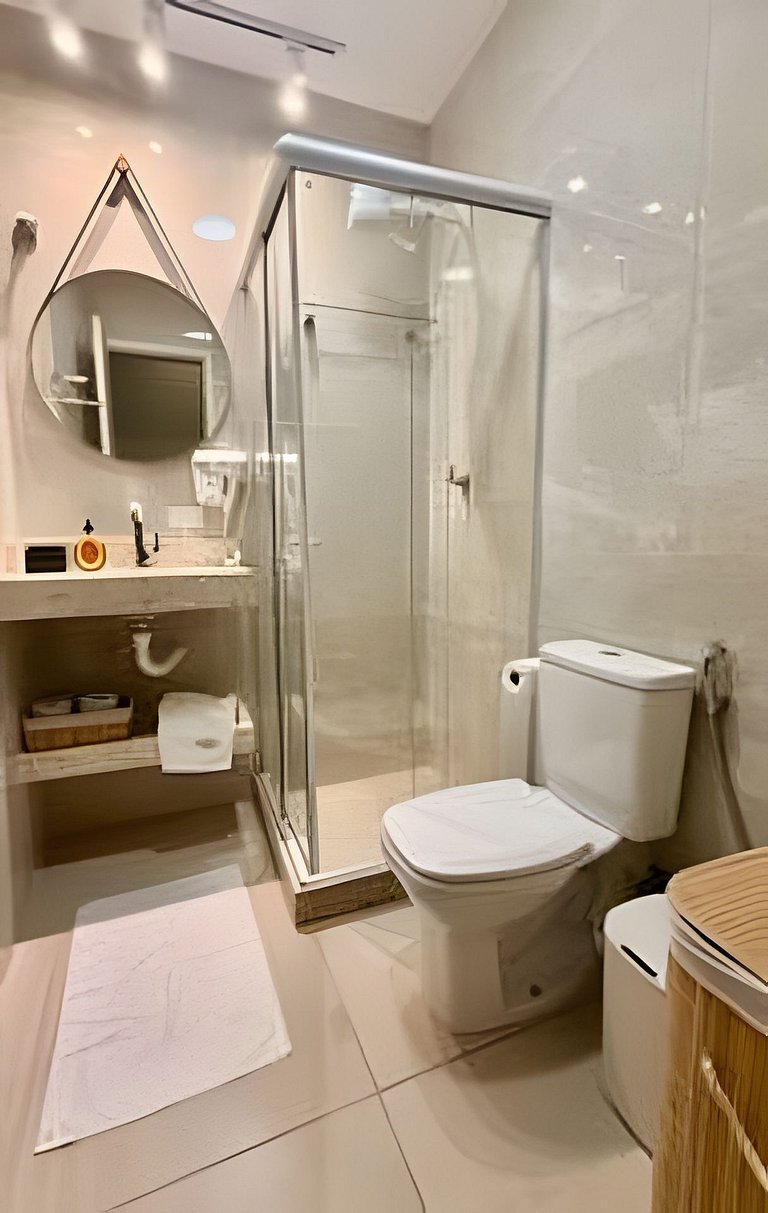 Studio Between Copacabana and Ipanema | Sleeps 4