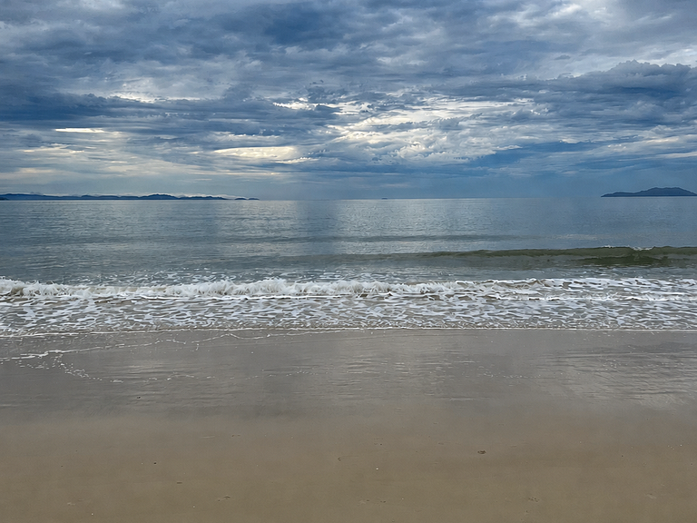 Apartamento Temporada Jurere: Moderno e Perto Praia | KQ01J
