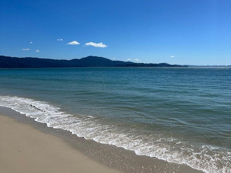 Apartamento Temporada Jurere: Moderno e Perto Praia | KQ01J