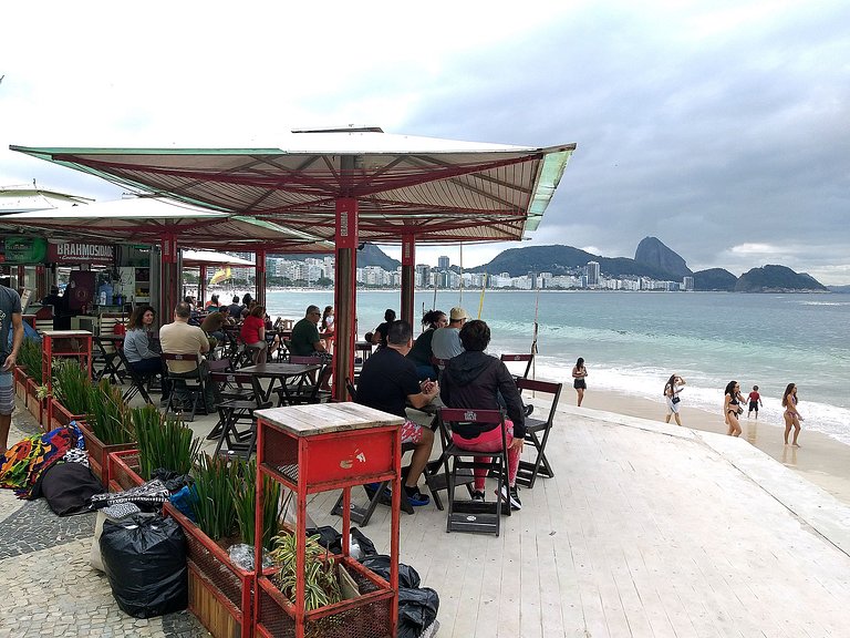 Bossa Copacabana - Praia, Conforto e Privacidade