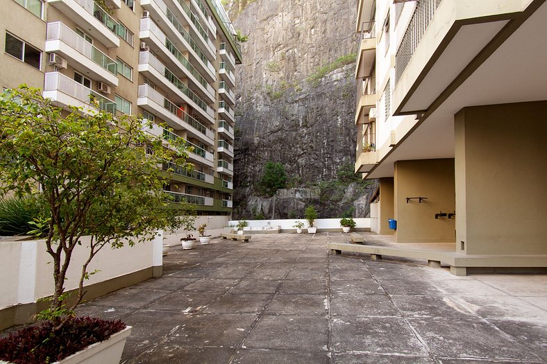 Design Botafogo: Pool, Garage and Luxury