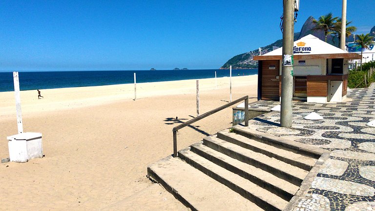 Flor de Copacabana - Praia, Privacidade e Conforto